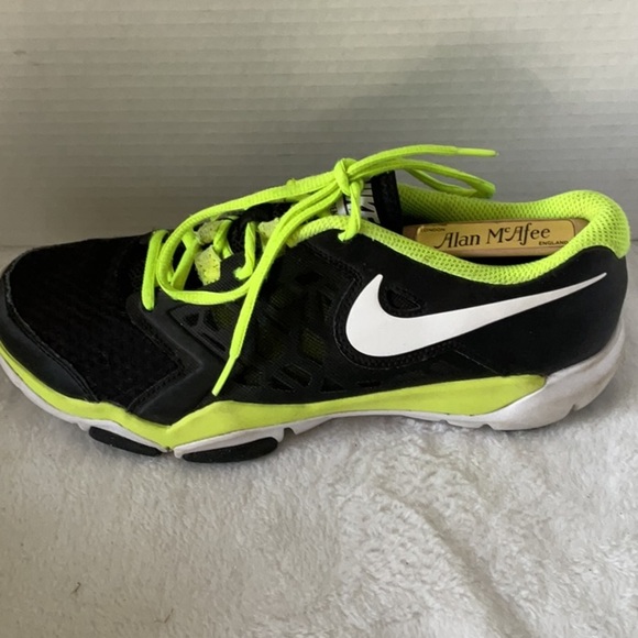 Nike Black and Bright Green Athletic Shoes - Picture 4 of 5